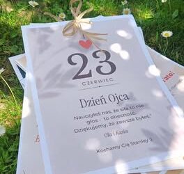 Kartka z kalendarza Dziś 23 czerwca Dzień Taty😁
